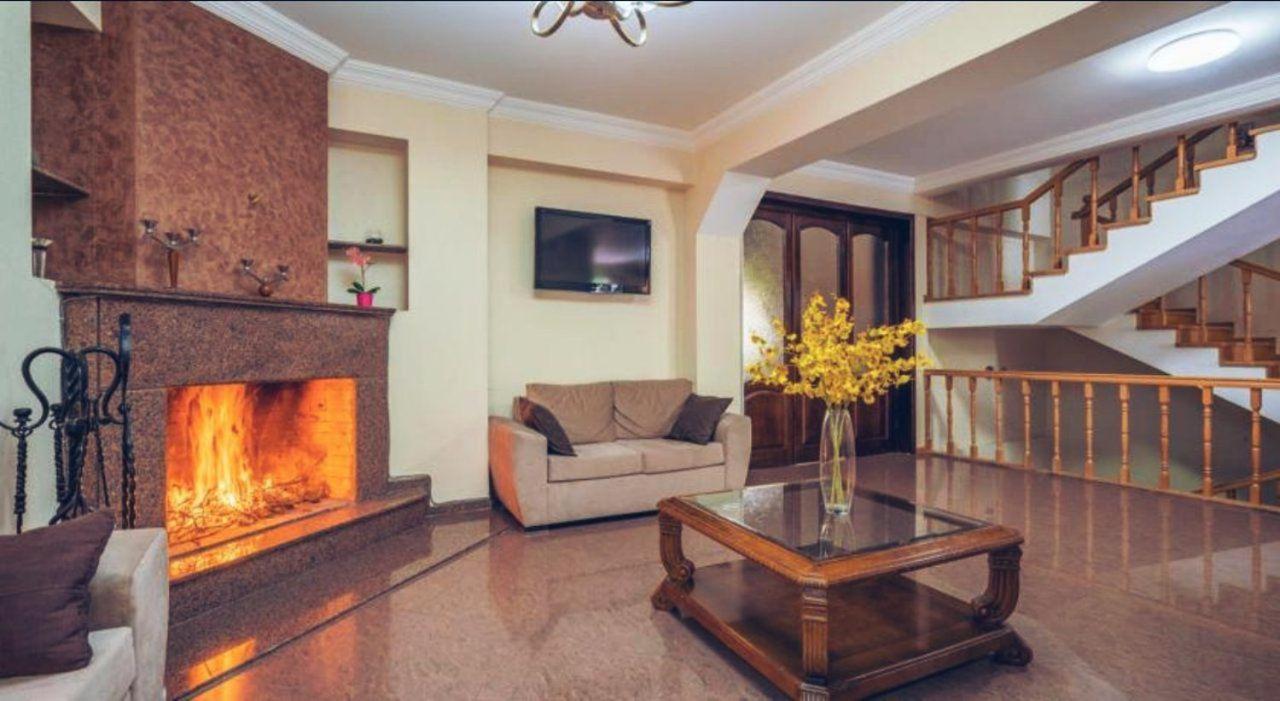7 Star Bed & Breakfast Tbilisi ภายนอก รูปภาพ