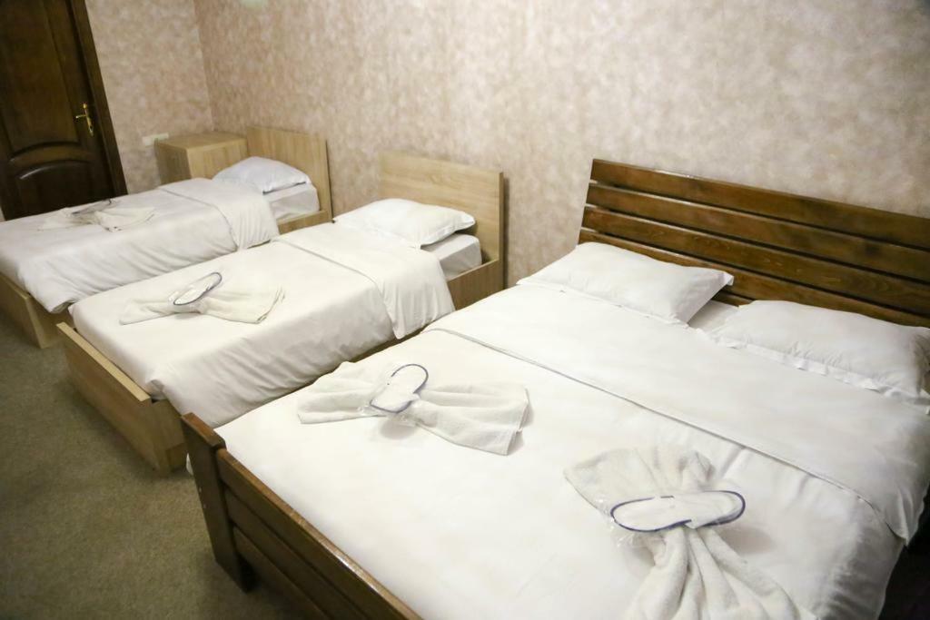7 Star Bed & Breakfast Tbilisi ภายนอก รูปภาพ