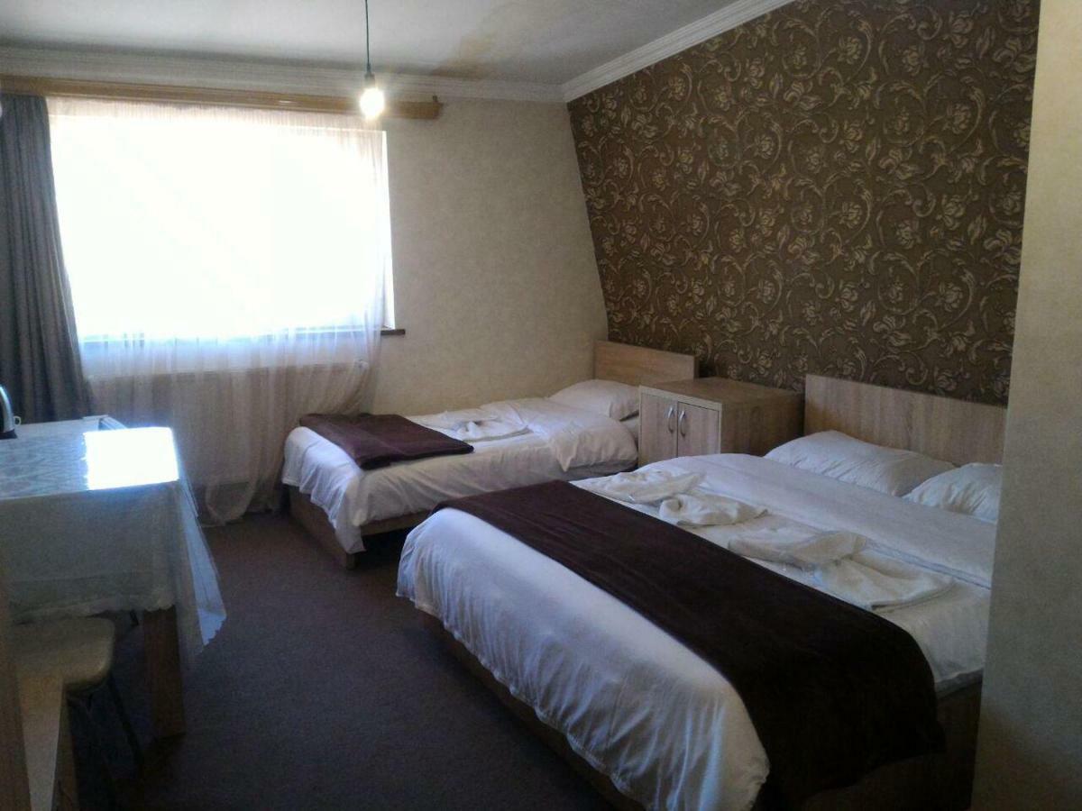 7 Star Bed & Breakfast Tbilisi ภายนอก รูปภาพ