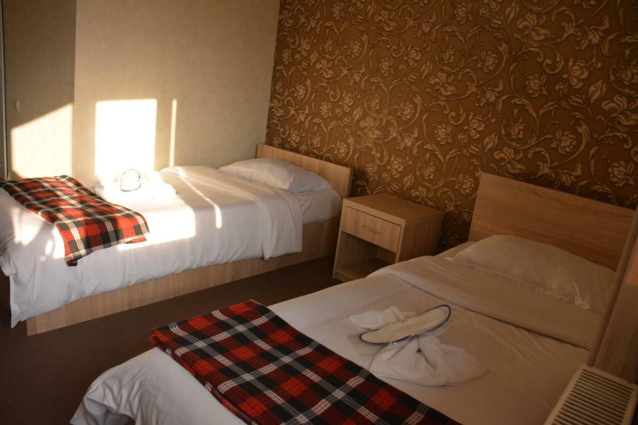 7 Star Bed & Breakfast Tbilisi ภายนอก รูปภาพ