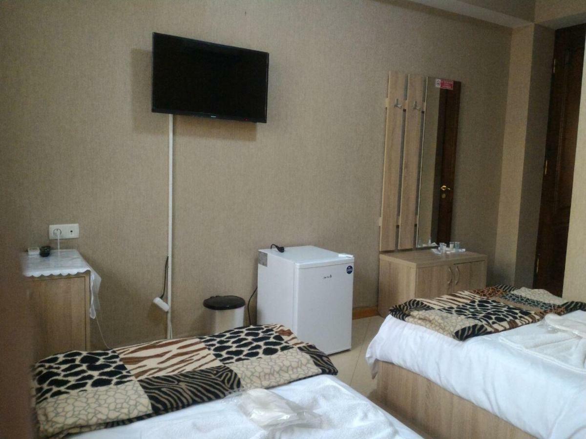 7 Star Bed & Breakfast Tbilisi ภายนอก รูปภาพ