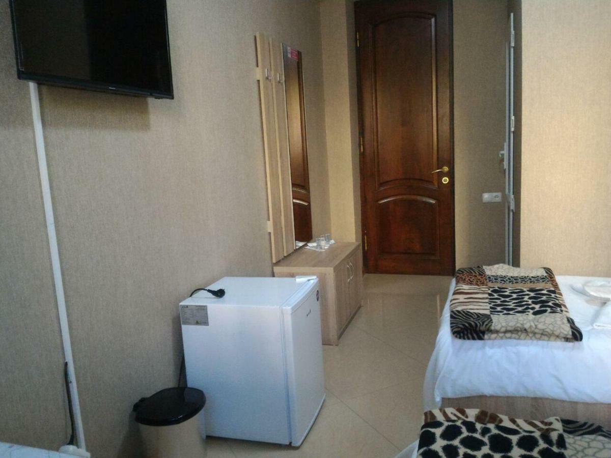 7 Star Bed & Breakfast Tbilisi ภายนอก รูปภาพ