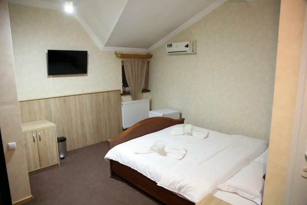 7 Star Bed & Breakfast Tbilisi ภายนอก รูปภาพ