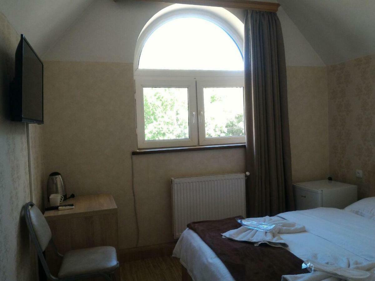 7 Star Bed & Breakfast Tbilisi ภายนอก รูปภาพ